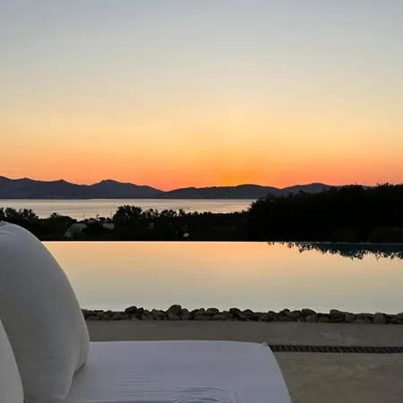 Siena Aliki (Paros)
